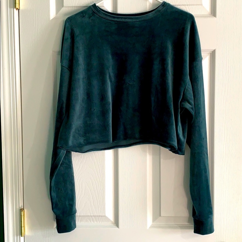 Dark green cropped long sleeve